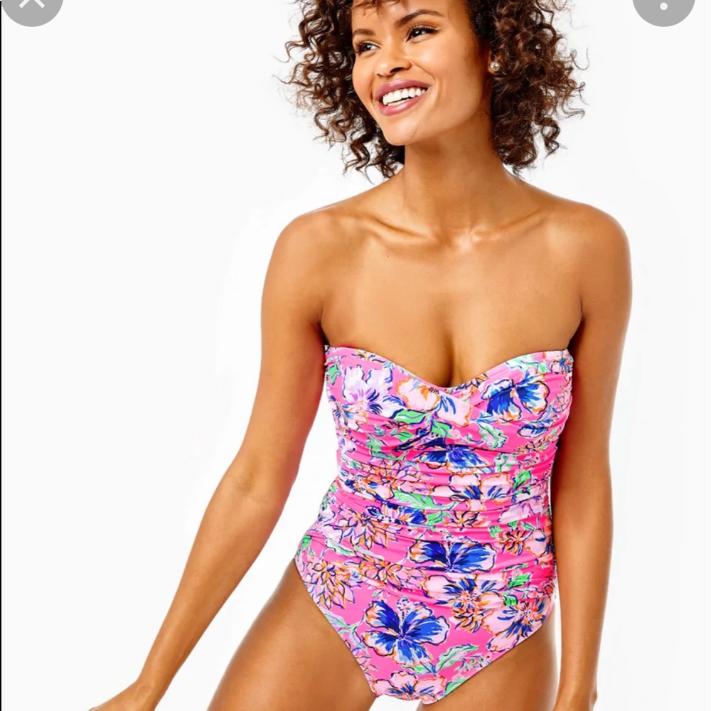 NWT Lily Pulitzer Flamenco Swimsuit 🩱
